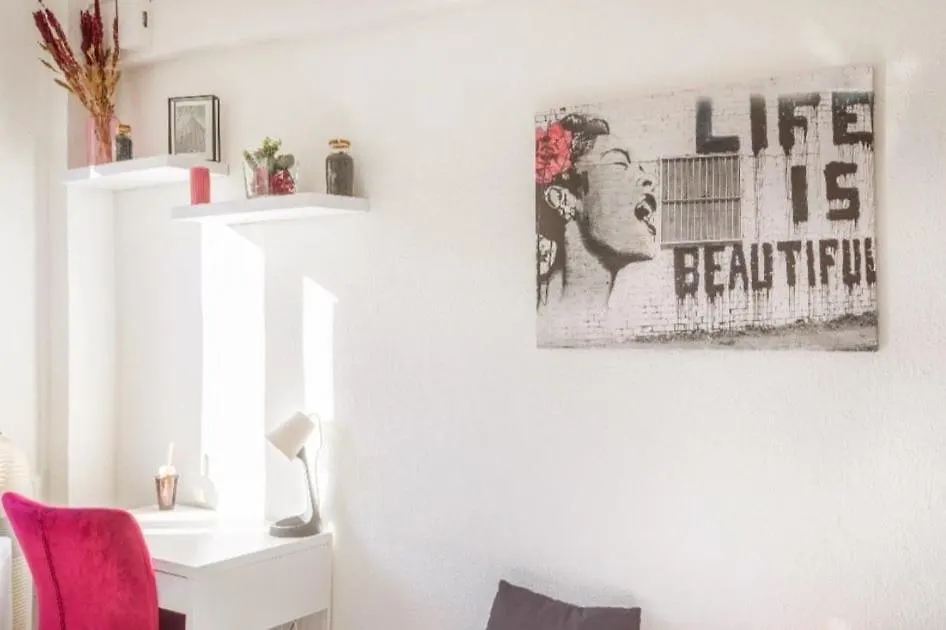 Mignon Studio Pour 2 Pers, Quartier Charmant Metro A 1Min Marseille Apartment